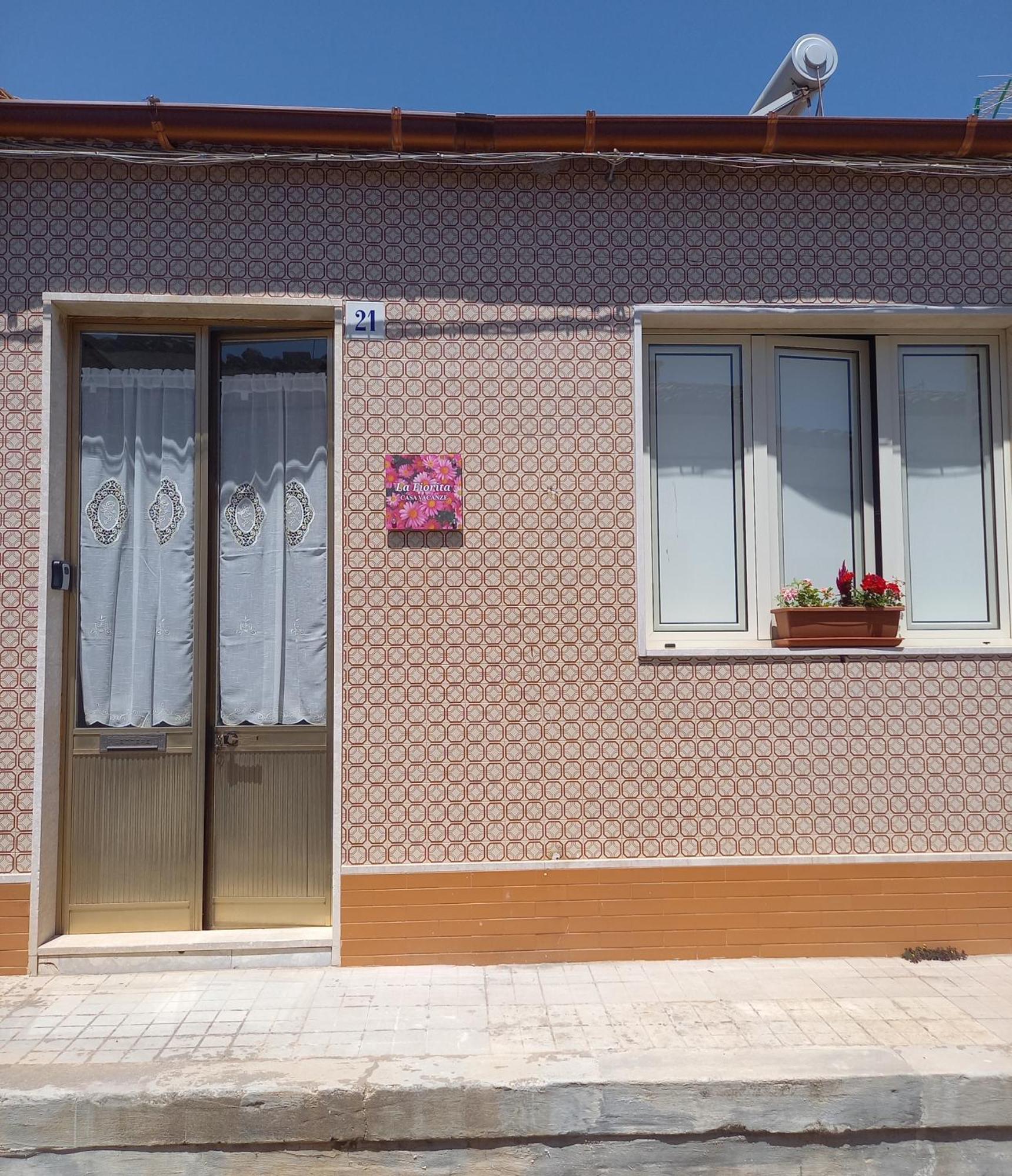 Ferienwohnung La Fiorita Canicattini Bagni Exterior foto